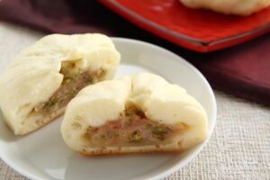 フライパンで作る焼き肉まん