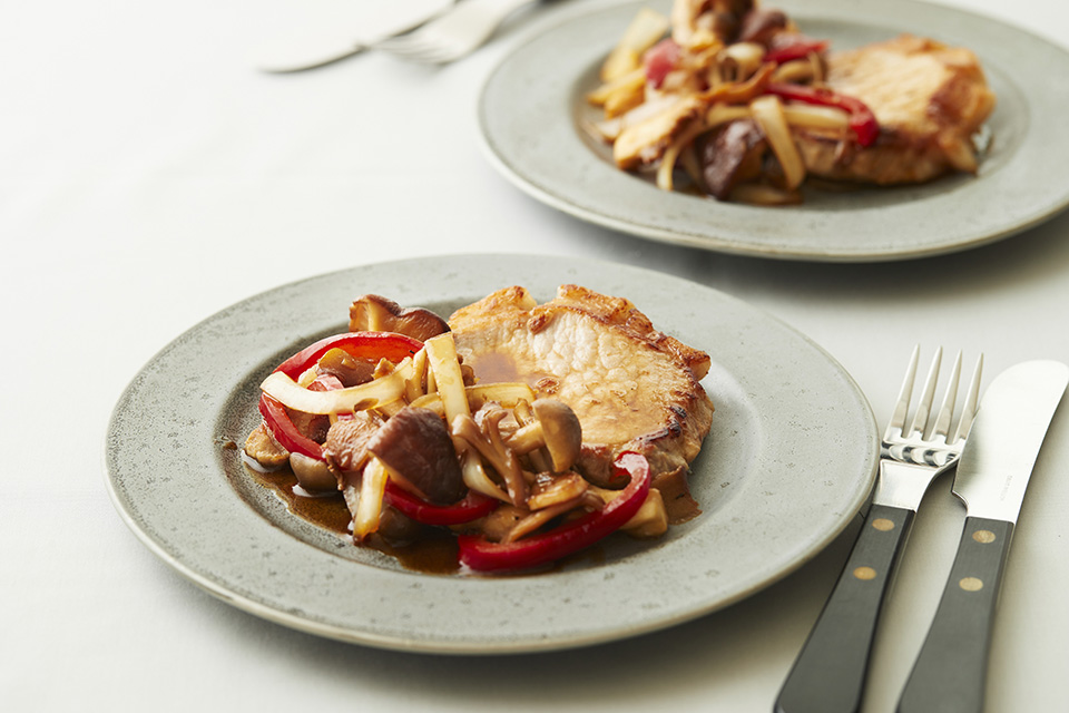 日の出みりんのレシピ トンテキ！きのこオニオンソース