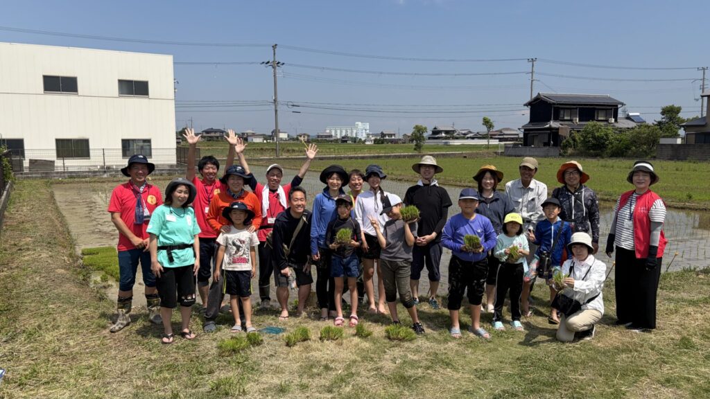 2026年夏日の出みりん田植えイベント　集合写真