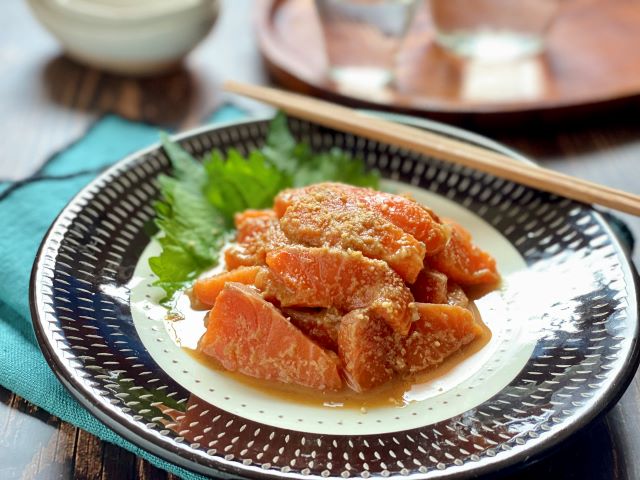 日の出みりんのレシピ サーモンのゴマだれ和え